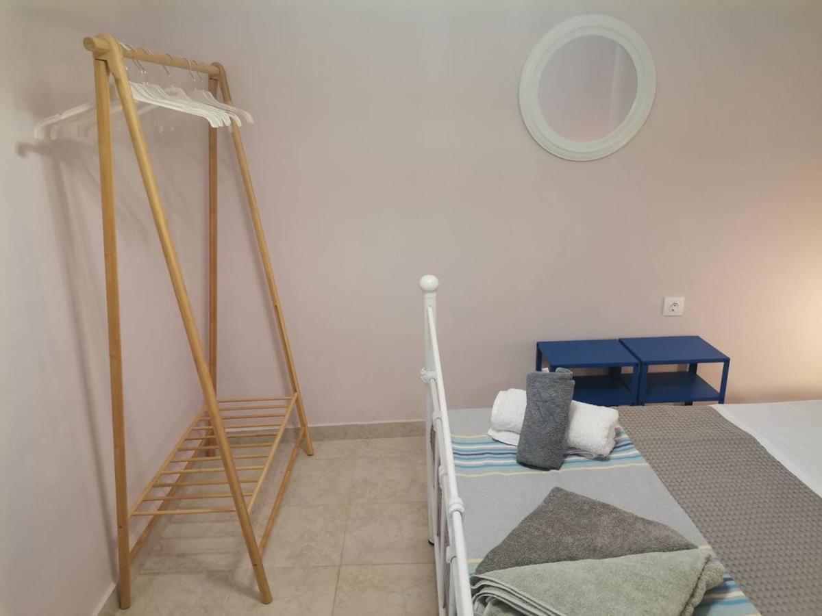 Blue Central Apt 10 Min To The Port/ Wash Machine Lávrion 外观 照片