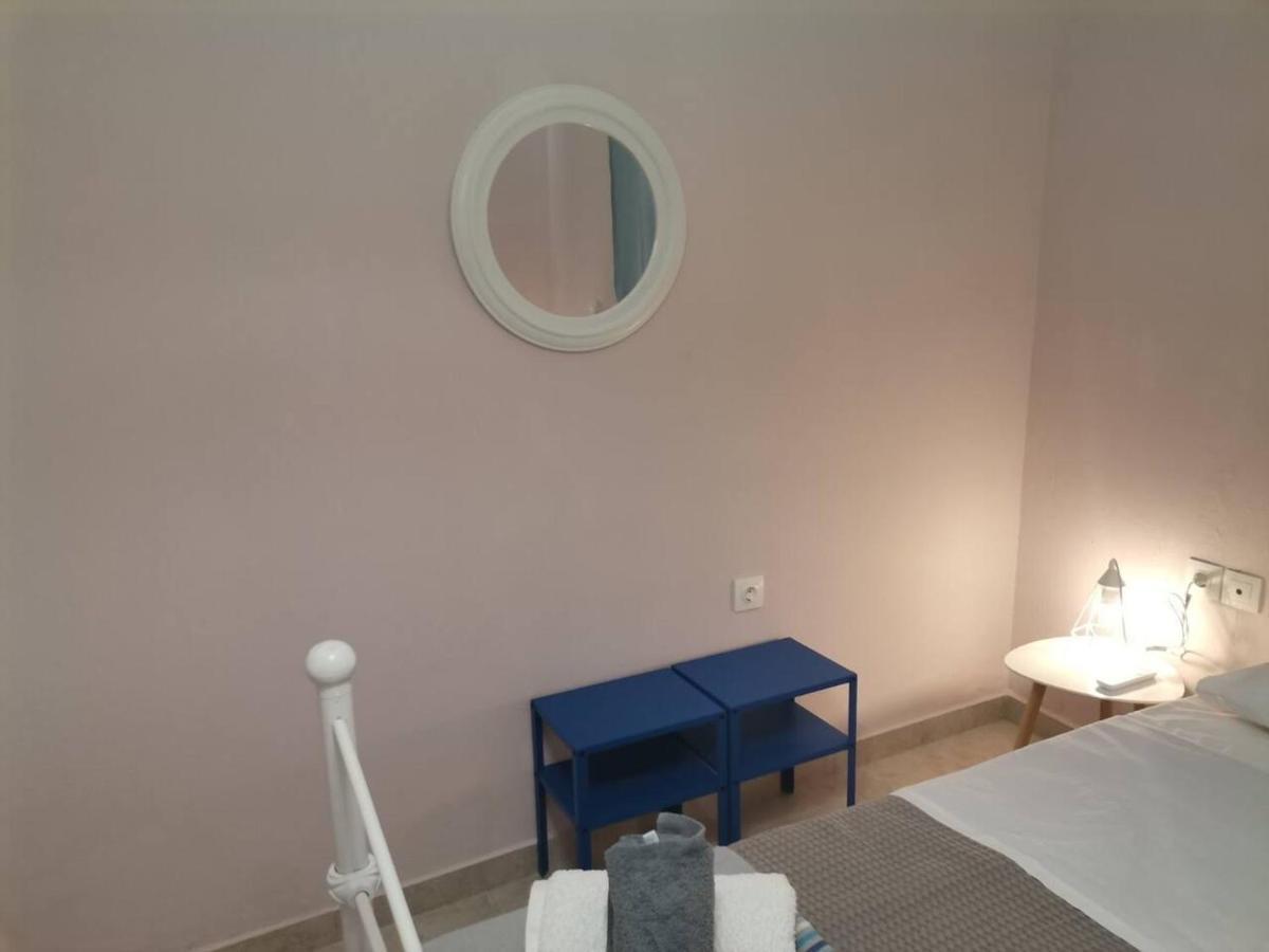 Blue Central Apt 10 Min To The Port/ Wash Machine Lávrion 外观 照片